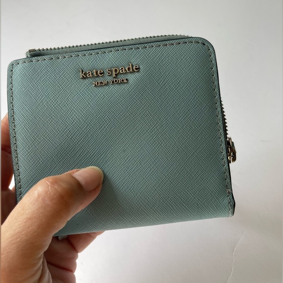 Kate Spade Cameron Small L-zip Bifold Wallet Blue Dawn Leather - Picture 3 of 16